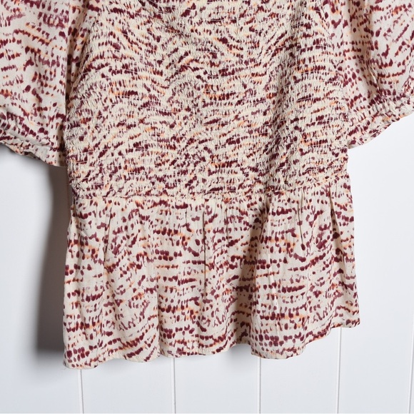 Old Navy Women's Cream and Red Smocked Top, size small - Picture 6 of 7